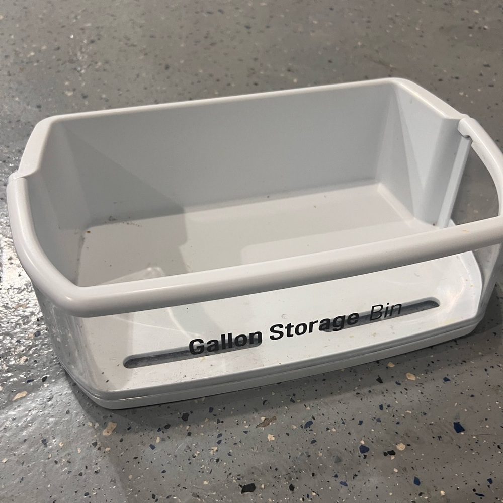 LG White Gallon Storage Bin Part AAP73051306